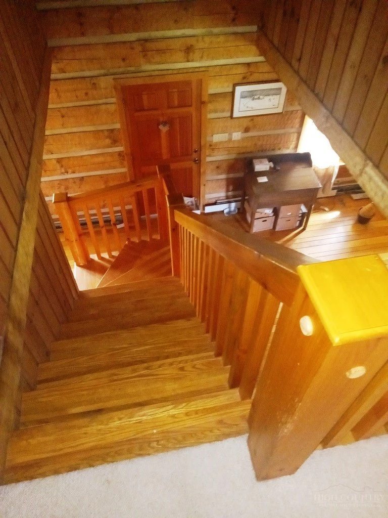Image number 3 for the current listing