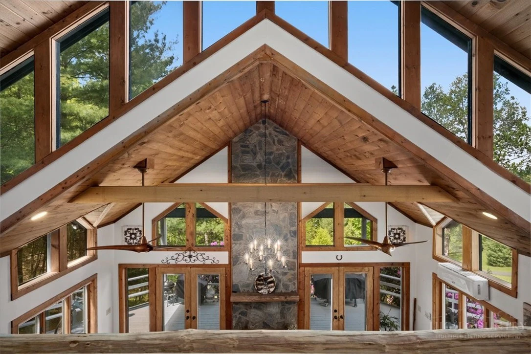 Image number 11 for the current listing