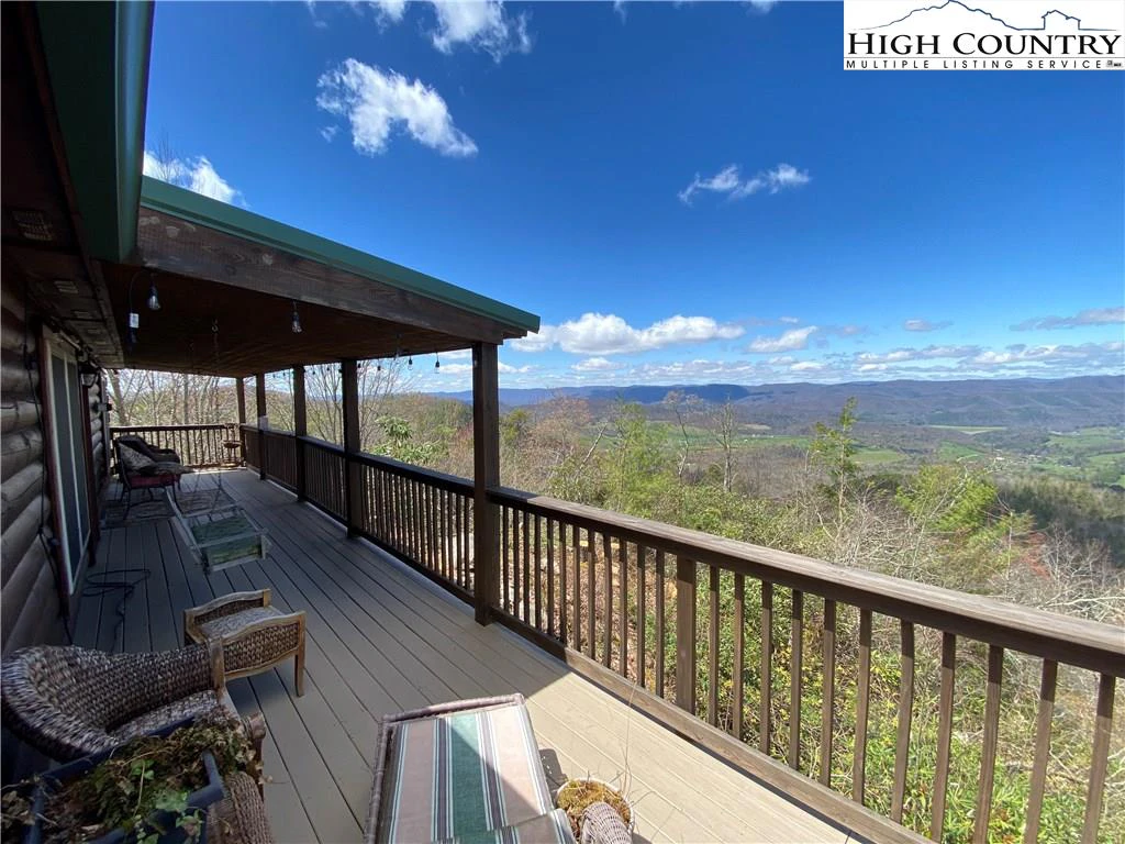 Image number 16 for the current listing