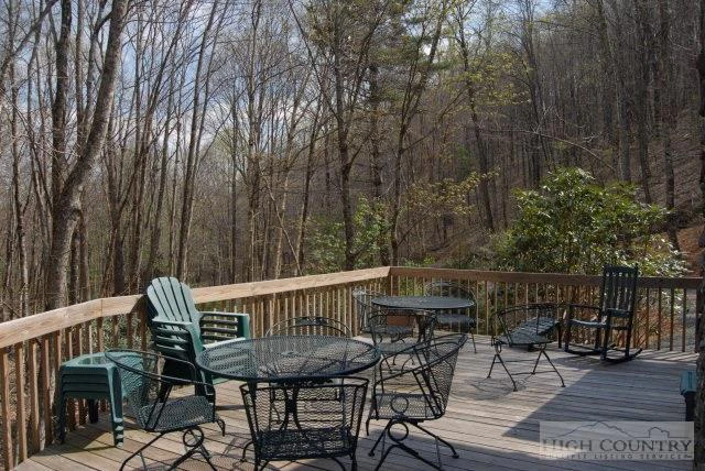 Image number 9 for the current listing