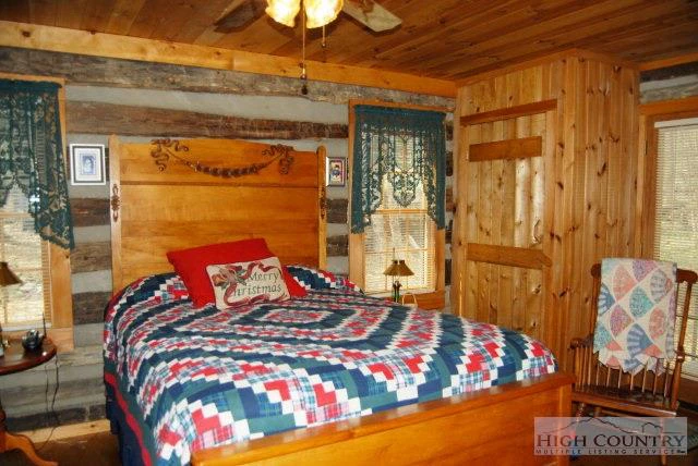 Image number 5 for the current listing