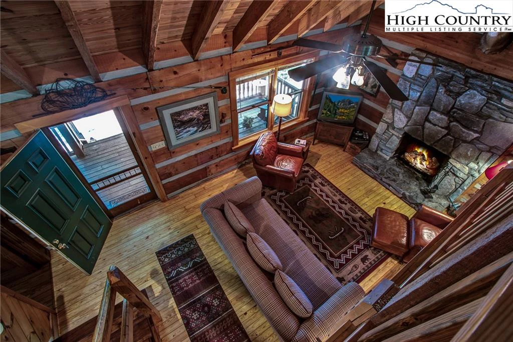 Image number 10 for the current listing