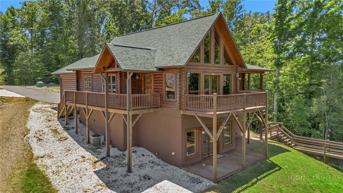 Image number 3 for the current listing