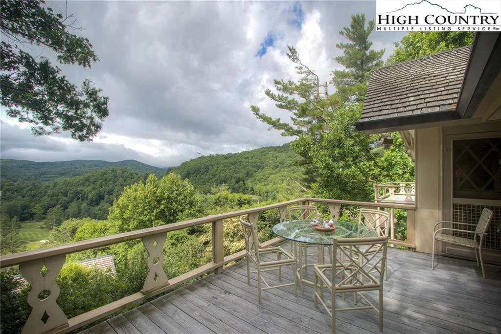 Image number 16 for the current listing