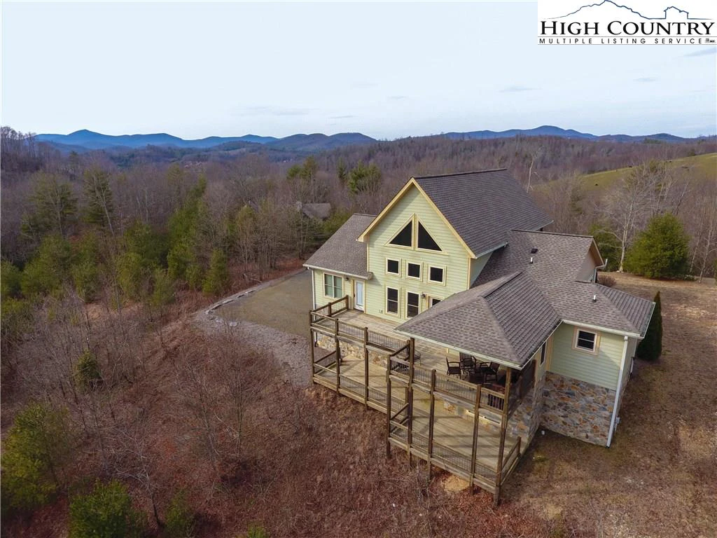 Image number 1 for the current listing