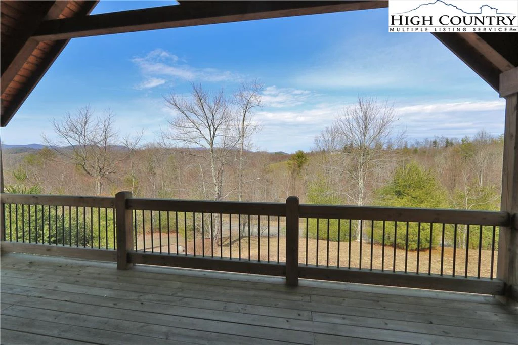Image number 10 for the current listing
