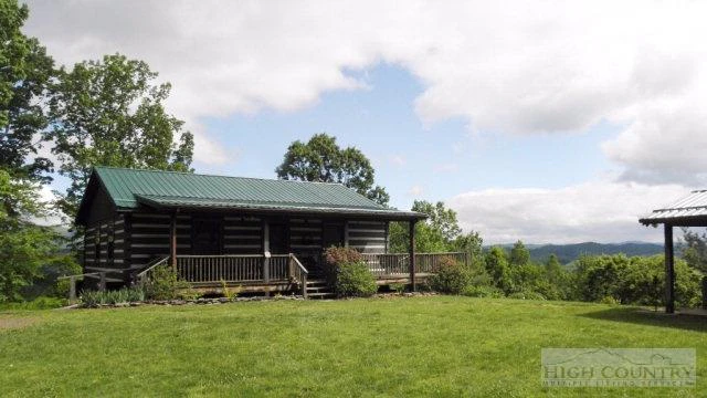 Image number 1 for the current listing
