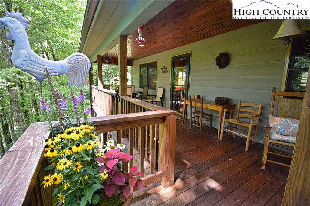 Image number 2 for the current listing