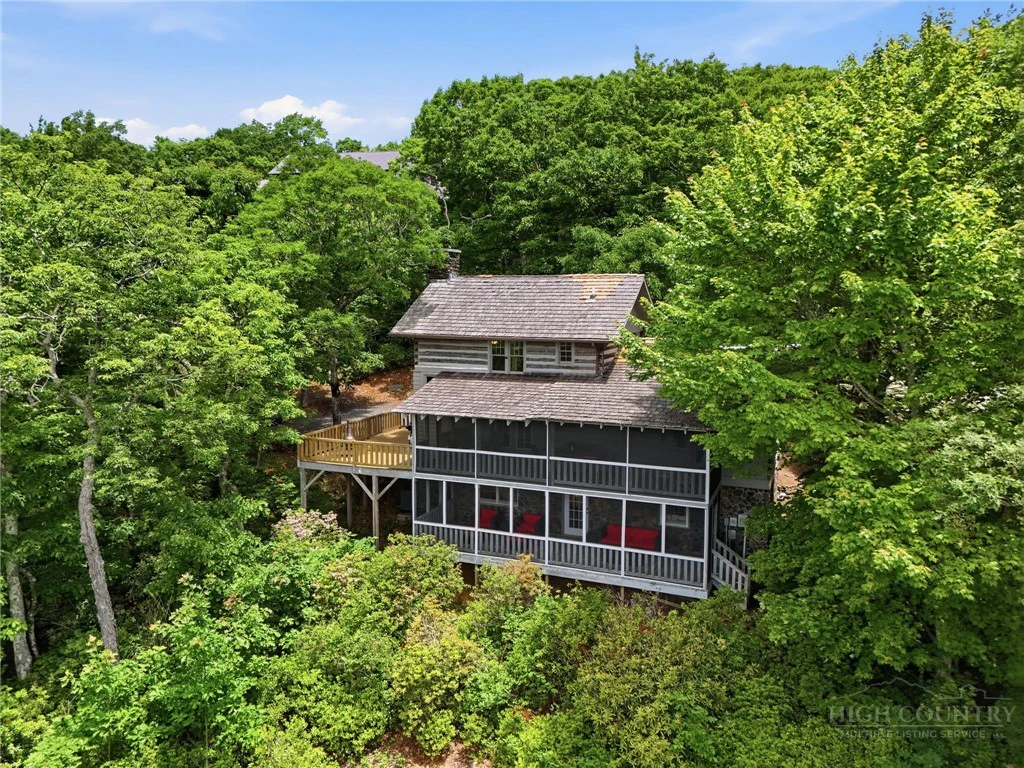 Image number 4 for the current listing