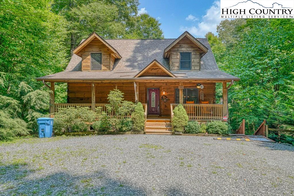 Image number 1 for the current listing