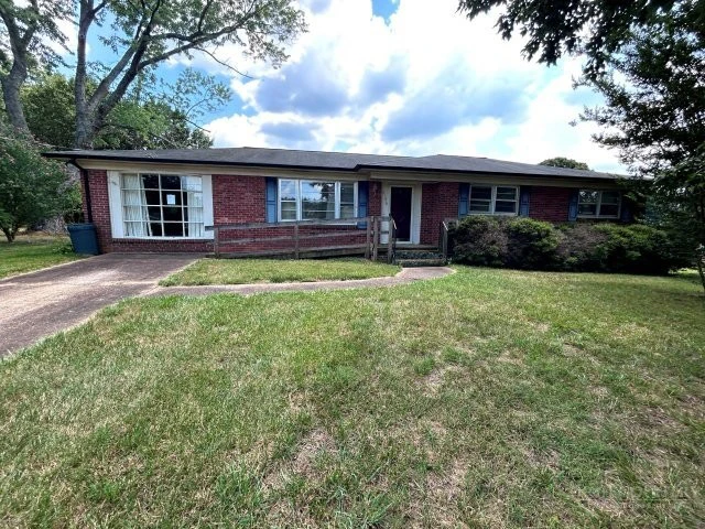 Image number 1 for the current listing