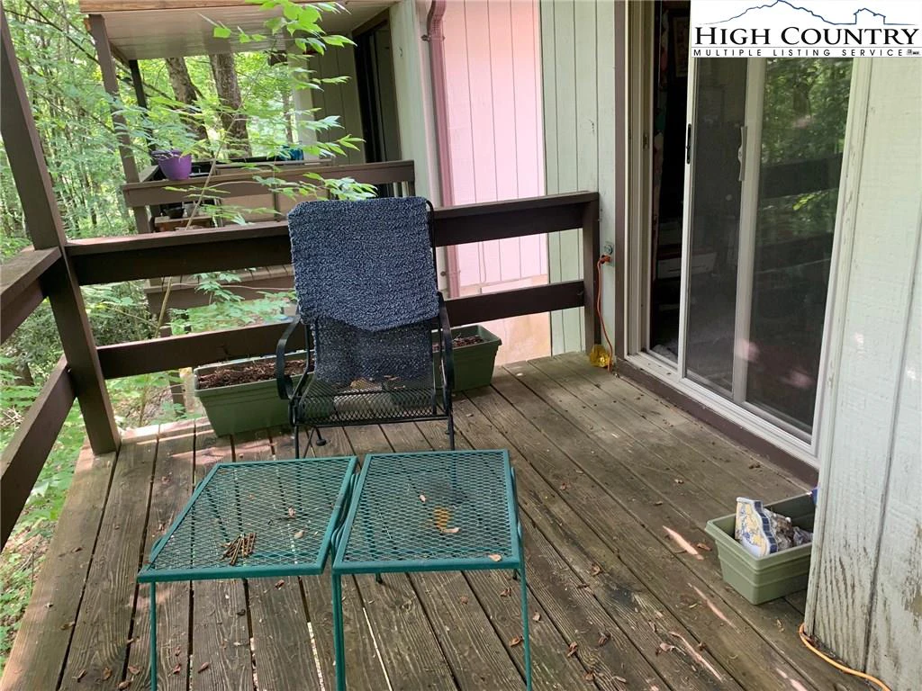 Image number 6 for the current listing