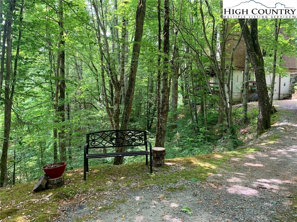 Image number 3 for the current listing