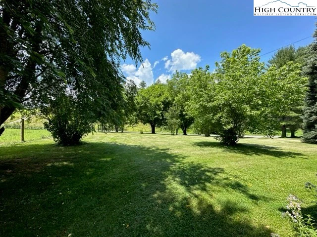 Image number 18 for the current listing
