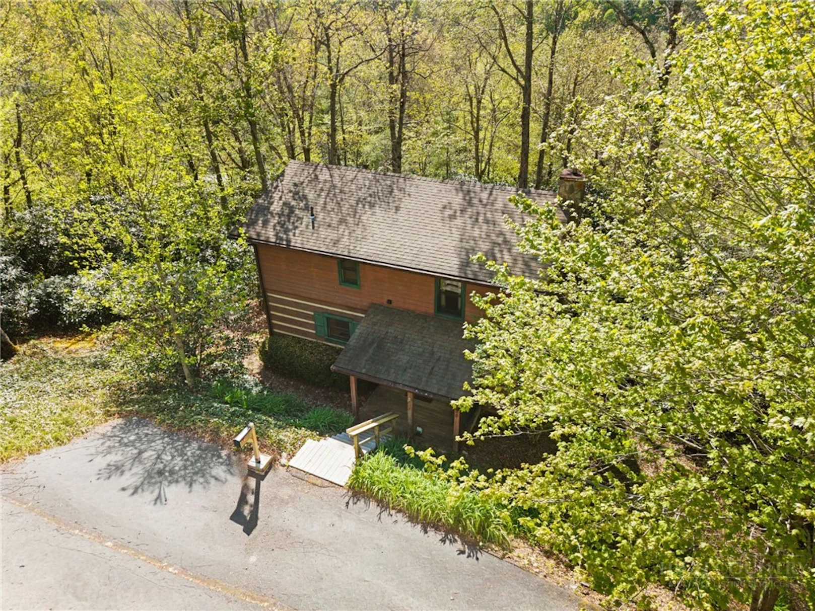 Image number 16 for the current listing