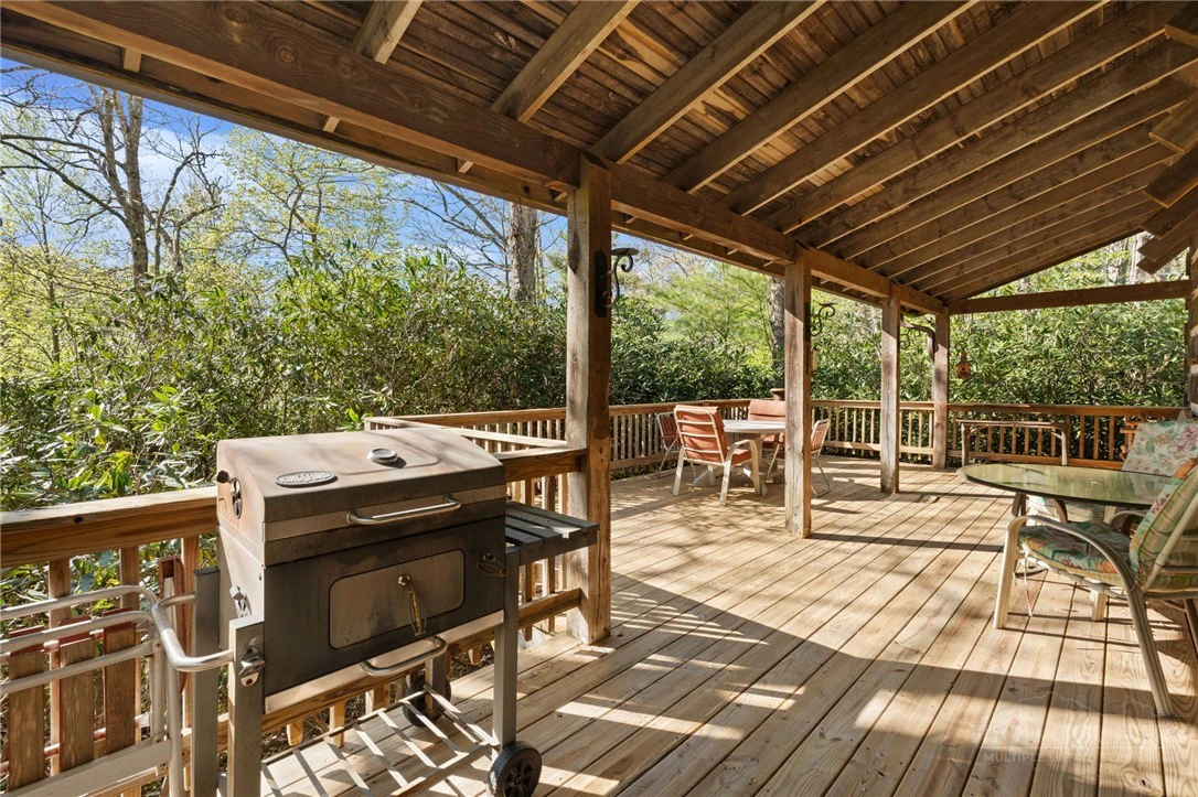 Image number 3 for the current listing