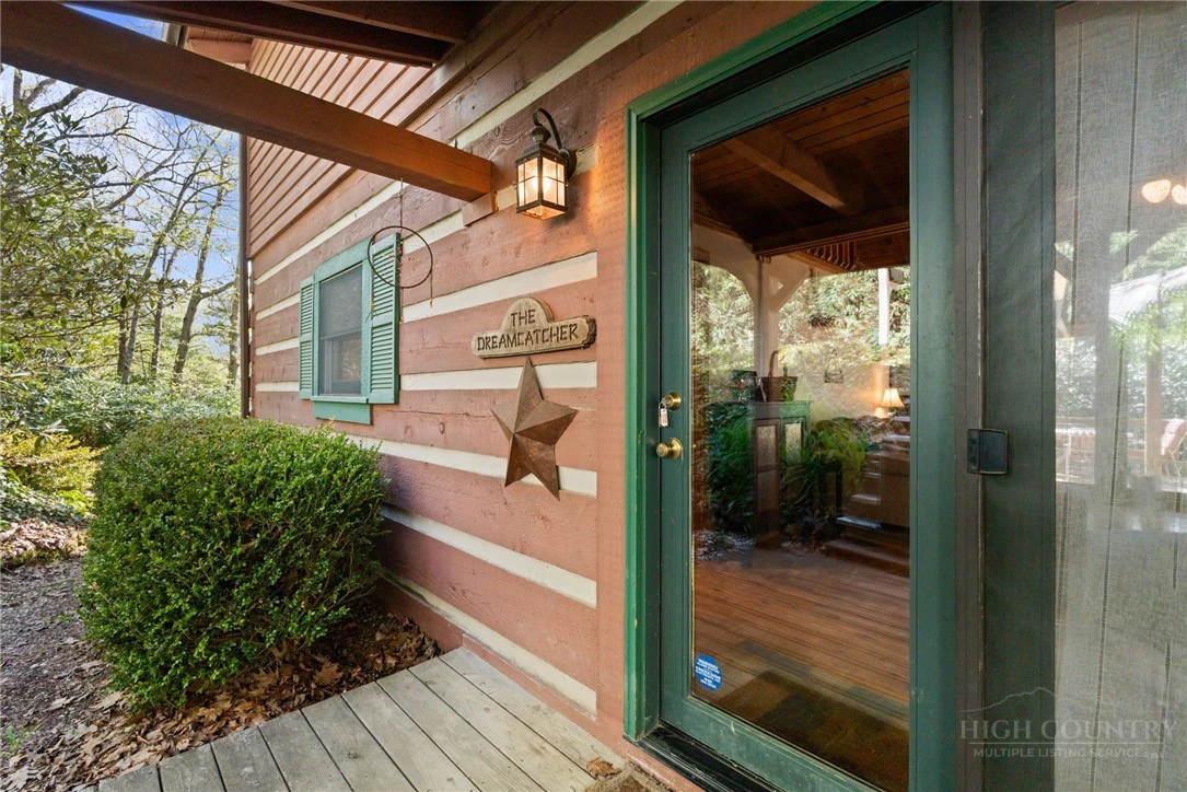 Image number 6 for the current listing