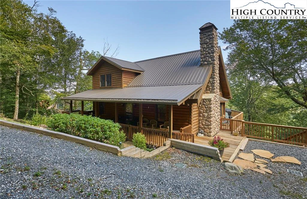 Image number 1 for the current listing