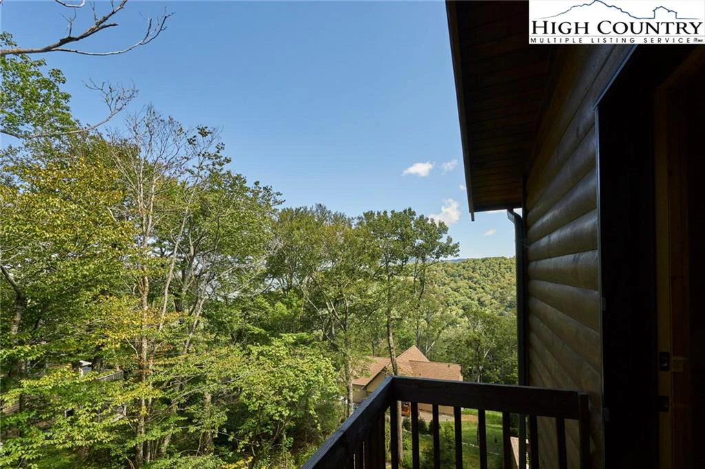 Image number 6 for the current listing