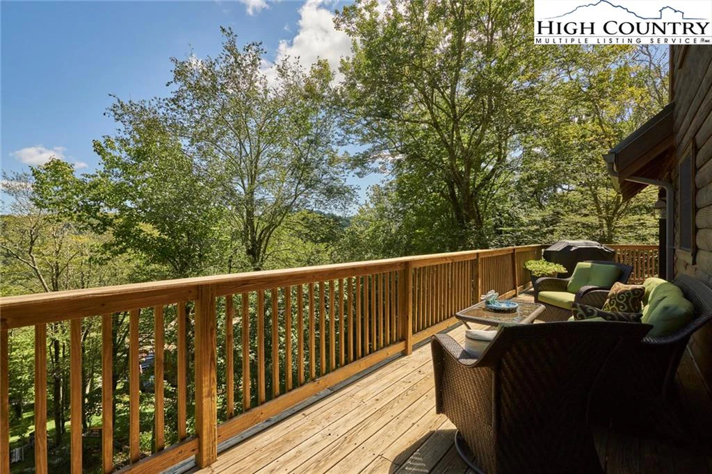 Image number 10 for the current listing