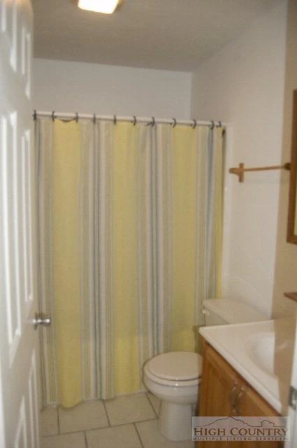Image number 4 for the current listing
