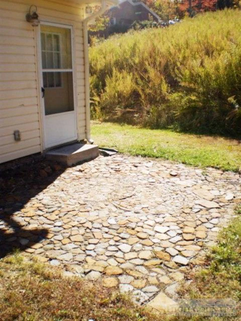 Image number 7 for the current listing