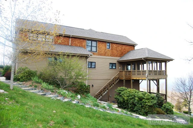 Image number 11 for the current listing