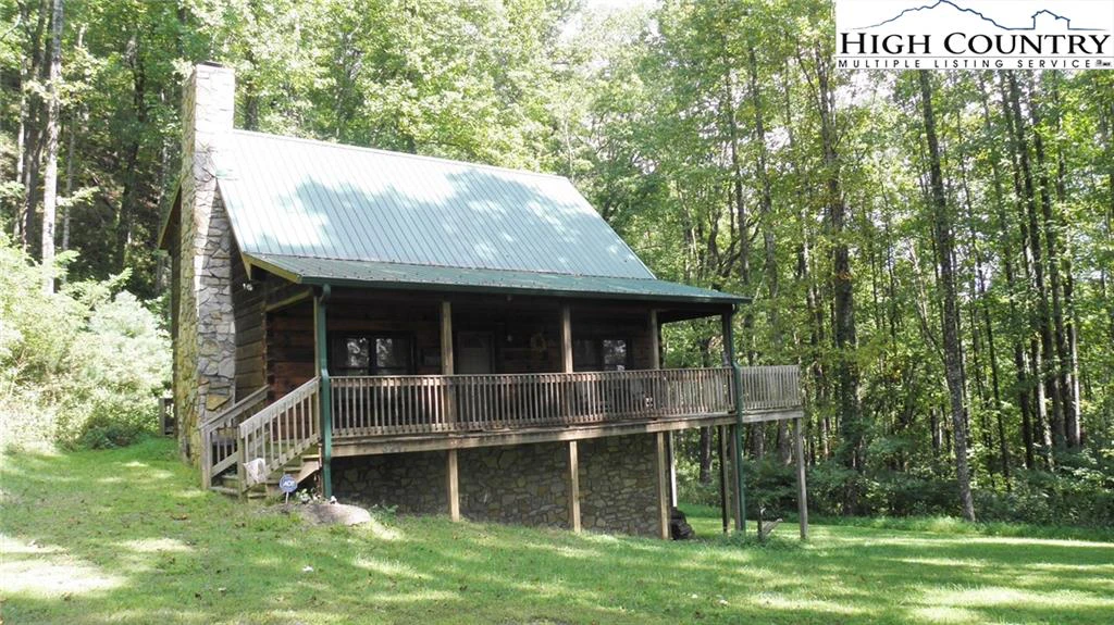 Image number 1 for the current listing