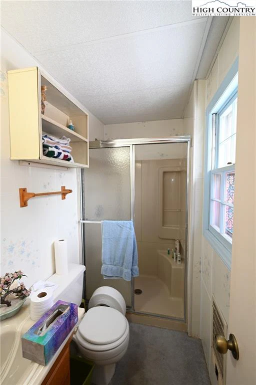 Image number 11 for the current listing