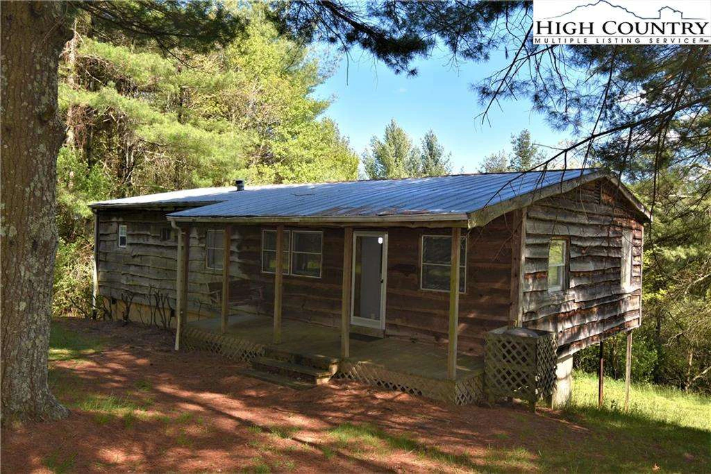 Image number 1 for the current listing