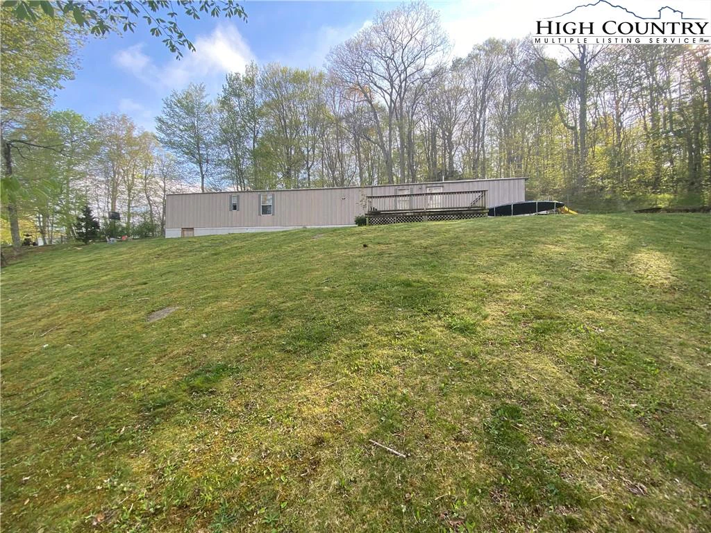 Image number 21 for the current listing