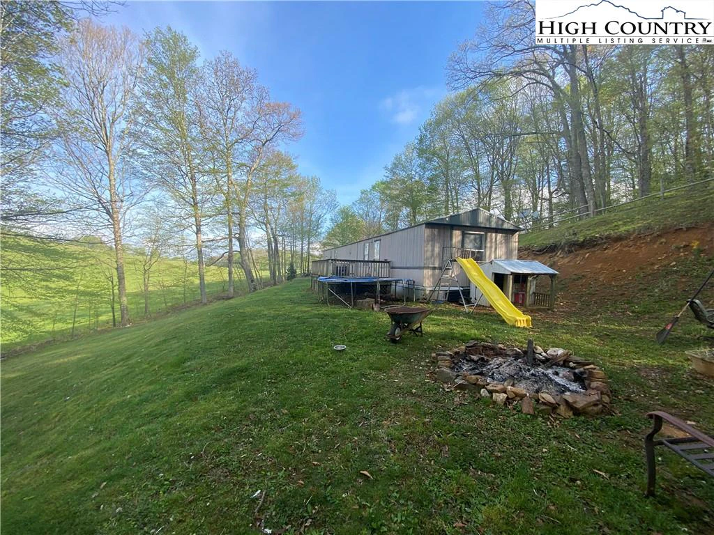 Image number 19 for the current listing