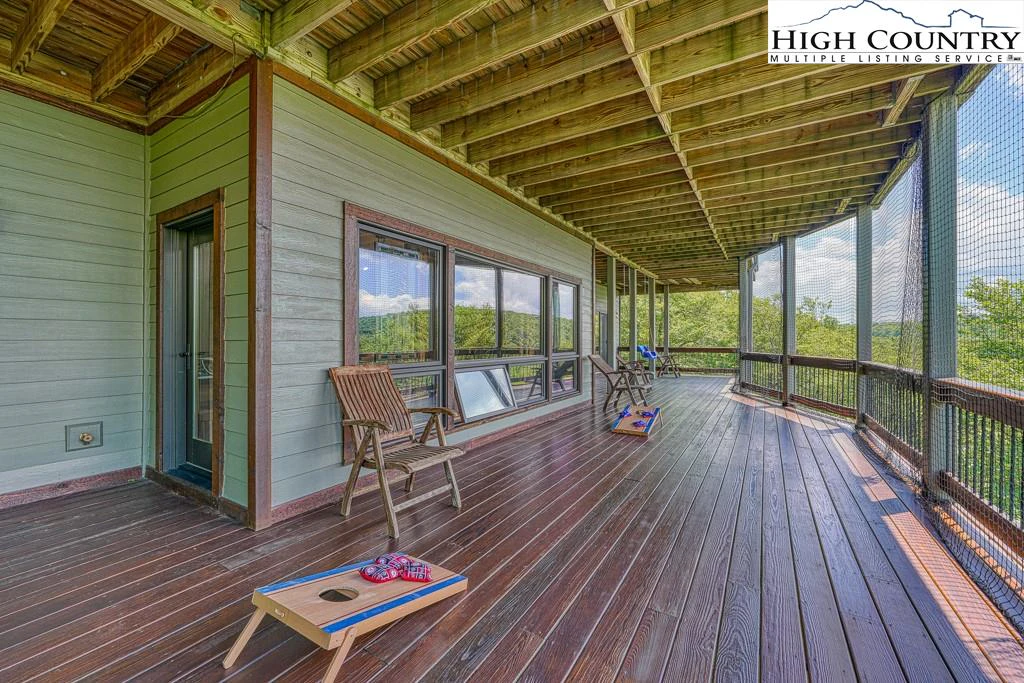 Image number 22 for the current listing