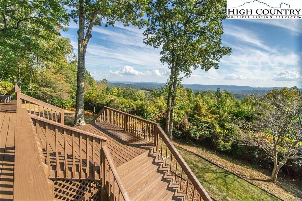 Image number 4 for the current listing