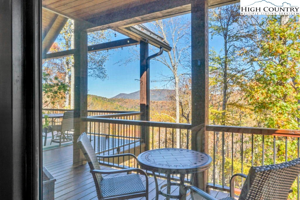 Image number 6 for the current listing