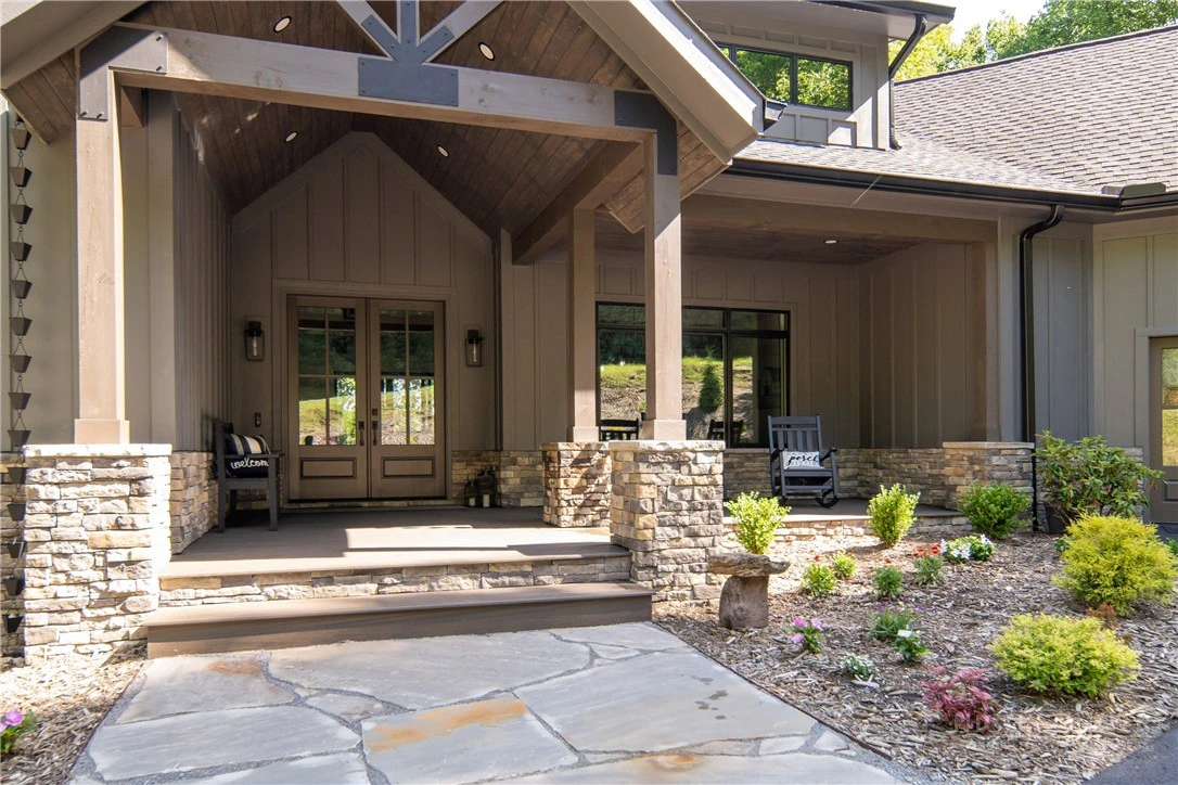Image number 3 for the current listing