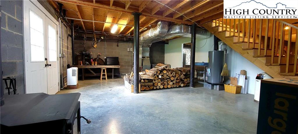 Image number 12 for the current listing