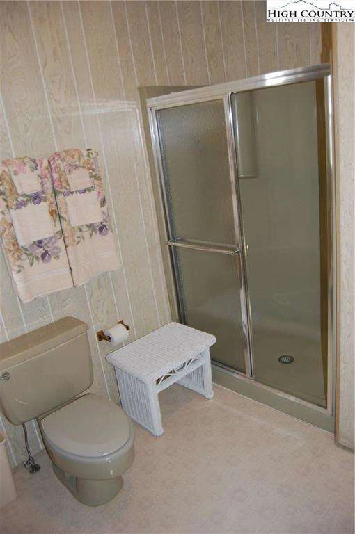 Image number 7 for the current listing