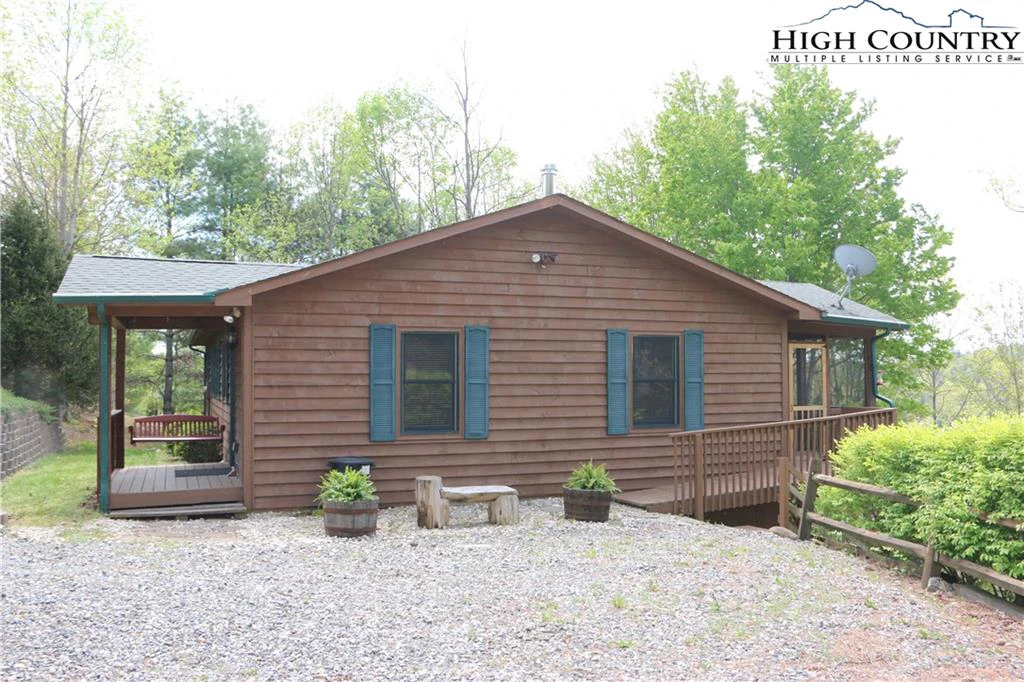 Image number 16 for the current listing
