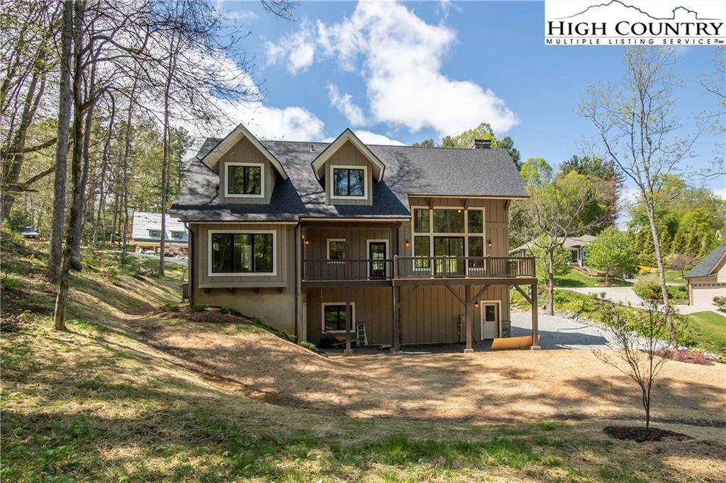 Image number 13 for the current listing