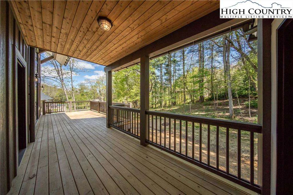 Image number 21 for the current listing