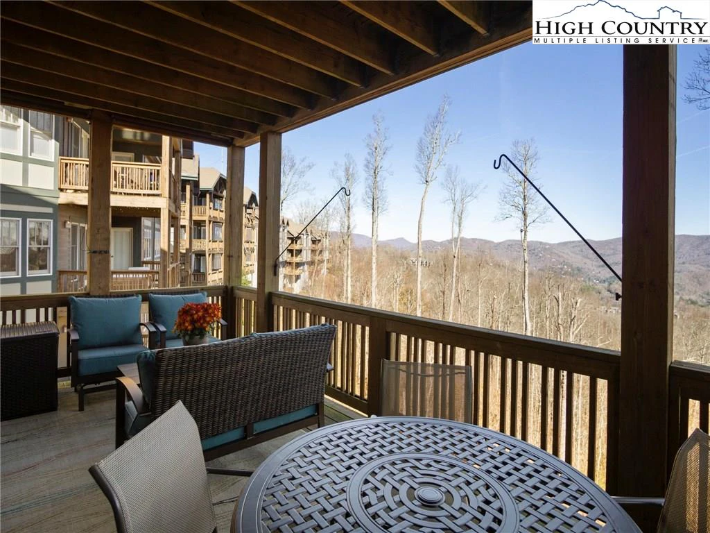Image number 12 for the current listing