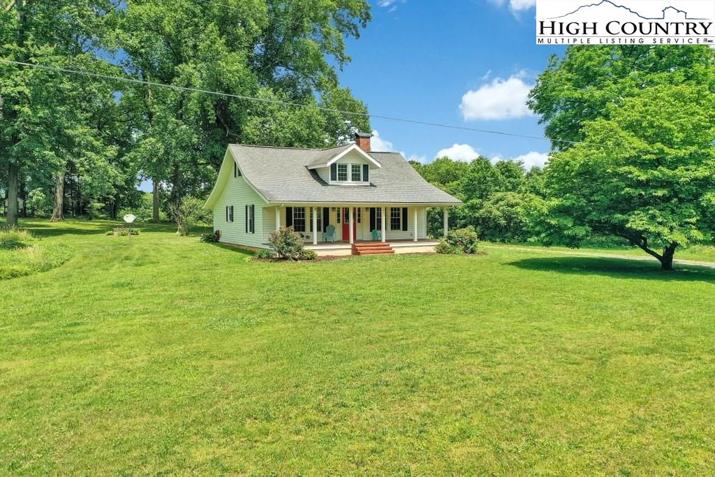 Image number 1 for the current listing