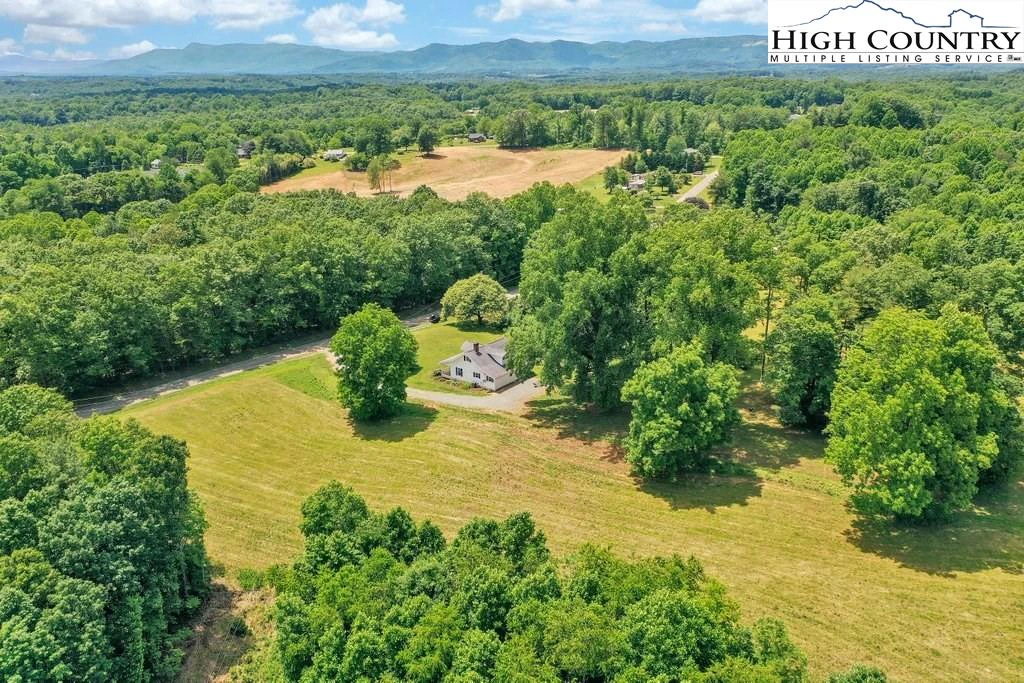 Image number 3 for the current listing