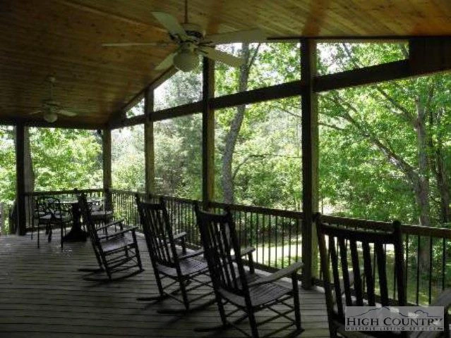 Image number 10 for the current listing
