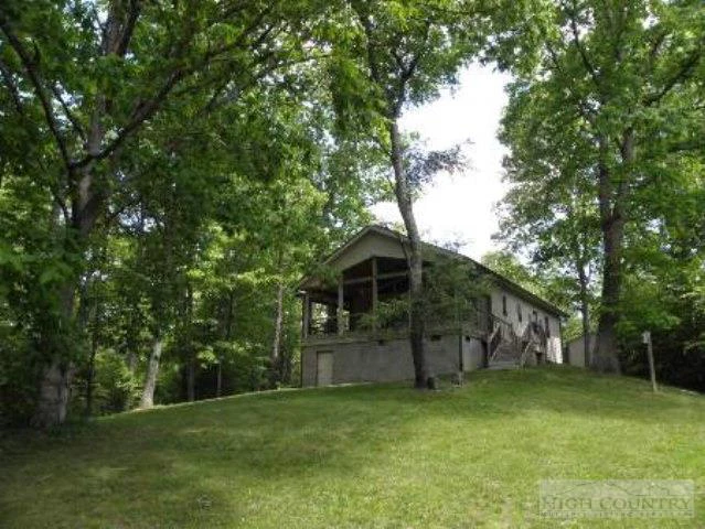 Image number 16 for the current listing