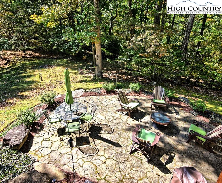 Image number 11 for the current listing