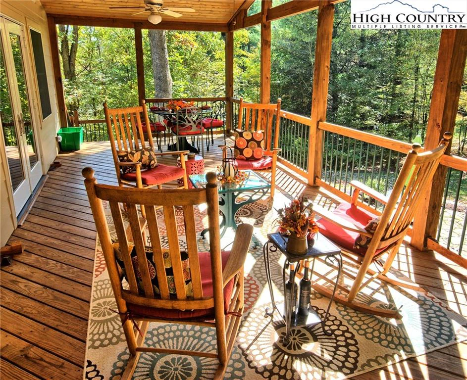Image number 12 for the current listing