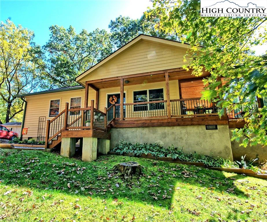 Image number 15 for the current listing