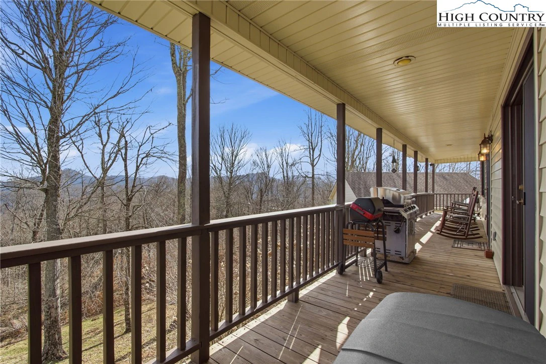 Image number 20 for the current listing